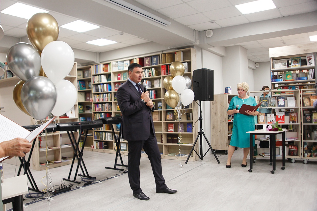Первая модельная библиотека появилась в Иркутске. Показываем ее изнутри