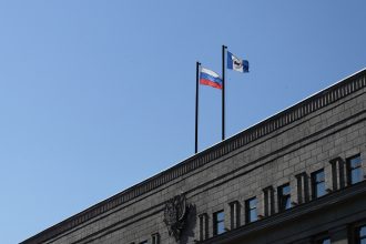 Mediki V Irkutskoy Oblasti Poluchat Sotsvyplaty Na Pokupku Ili Stroitelstvo Zhilya