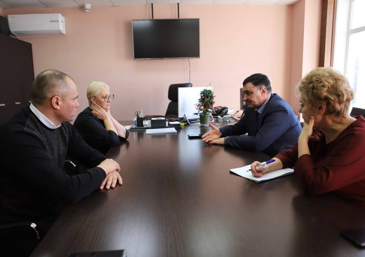 Mer Irkutska Proveril Soblyudenie Bezopasnosti V 14 Y Shkole