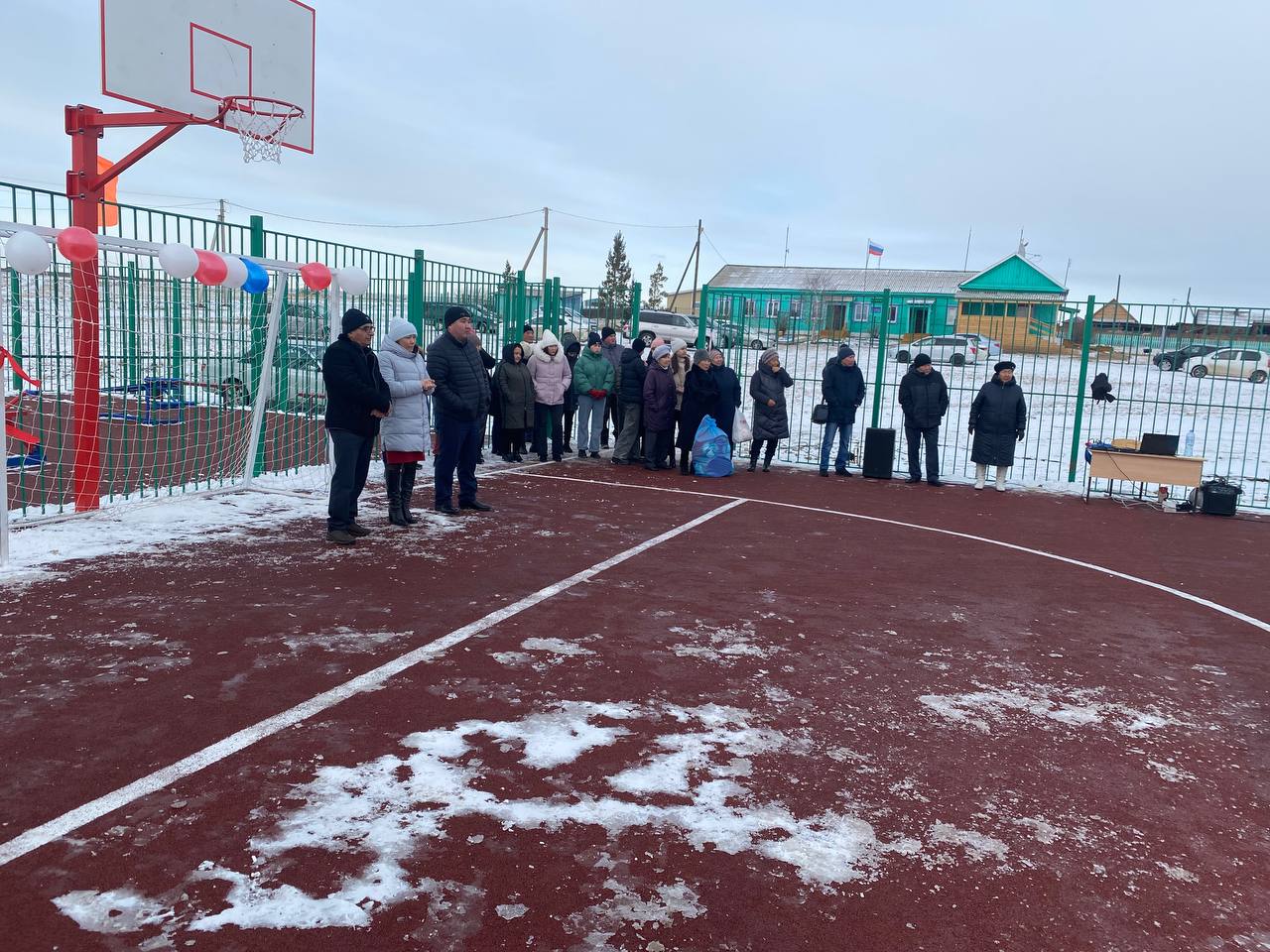 Многофункциональная спортплощадка открыта в селе Кулункун в Усть-Ордынском округе