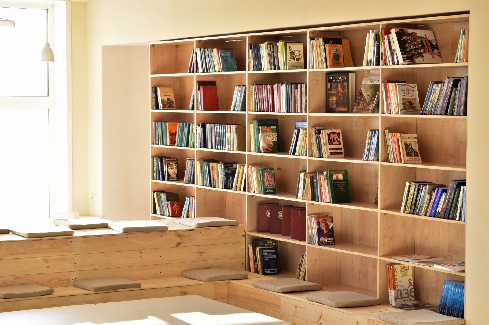 Модельную библиотеку по народным мотивам открыли в селе Тургеневка Иркутской области