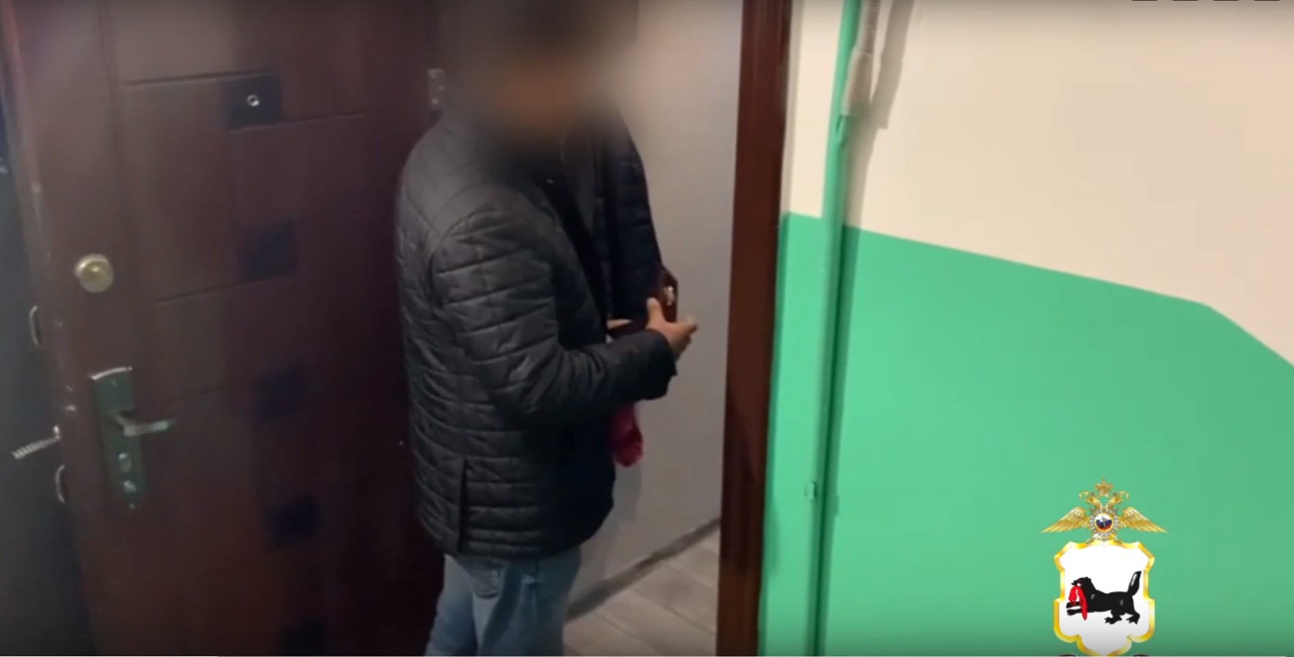 МВД показало видео обысков в доме у мэра Тулуна, подозреваемого в мошенничестве