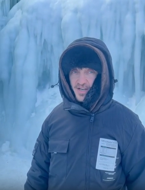 Комик Денис Дорохов отдохнул и позанимался спортом на Байкале