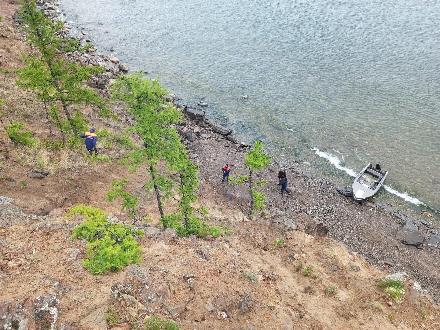 На Байкале турист из Калининграда сорвался со скалы и погиб