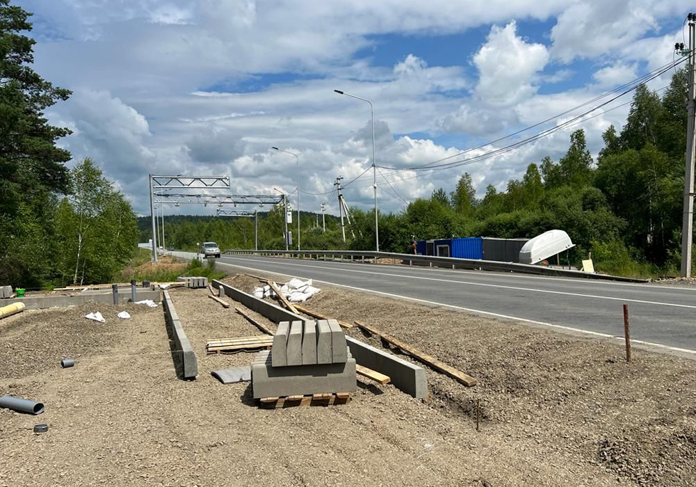 На трассе Иркутск - Большое Голоустное начали монтаж системы транспортной безопасности