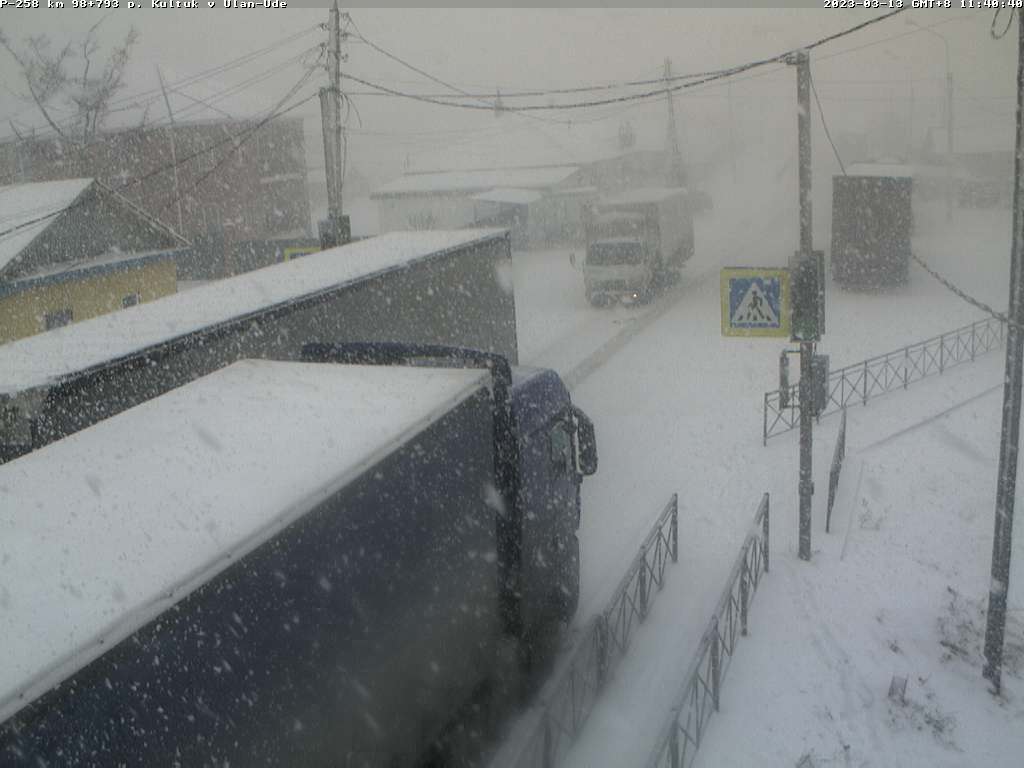 На участке трассы "Байкал" с 81 по 100 км ввели ограничения из-за снегопада