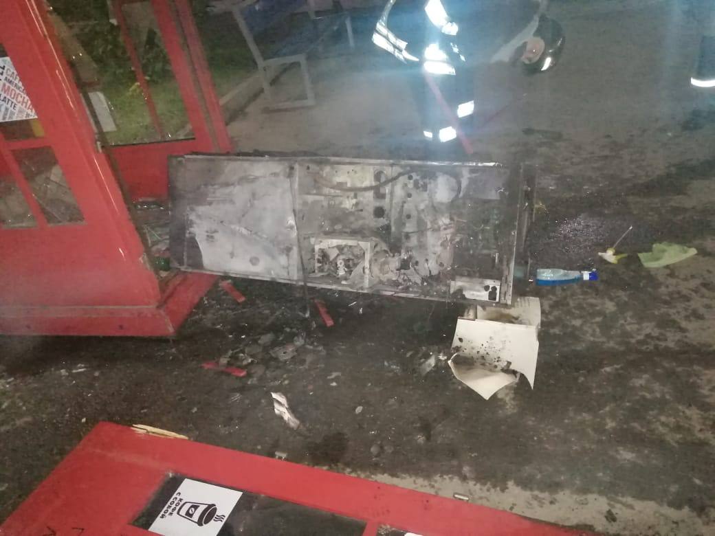 Ночью в Иркутске сгорел кофе-автомат