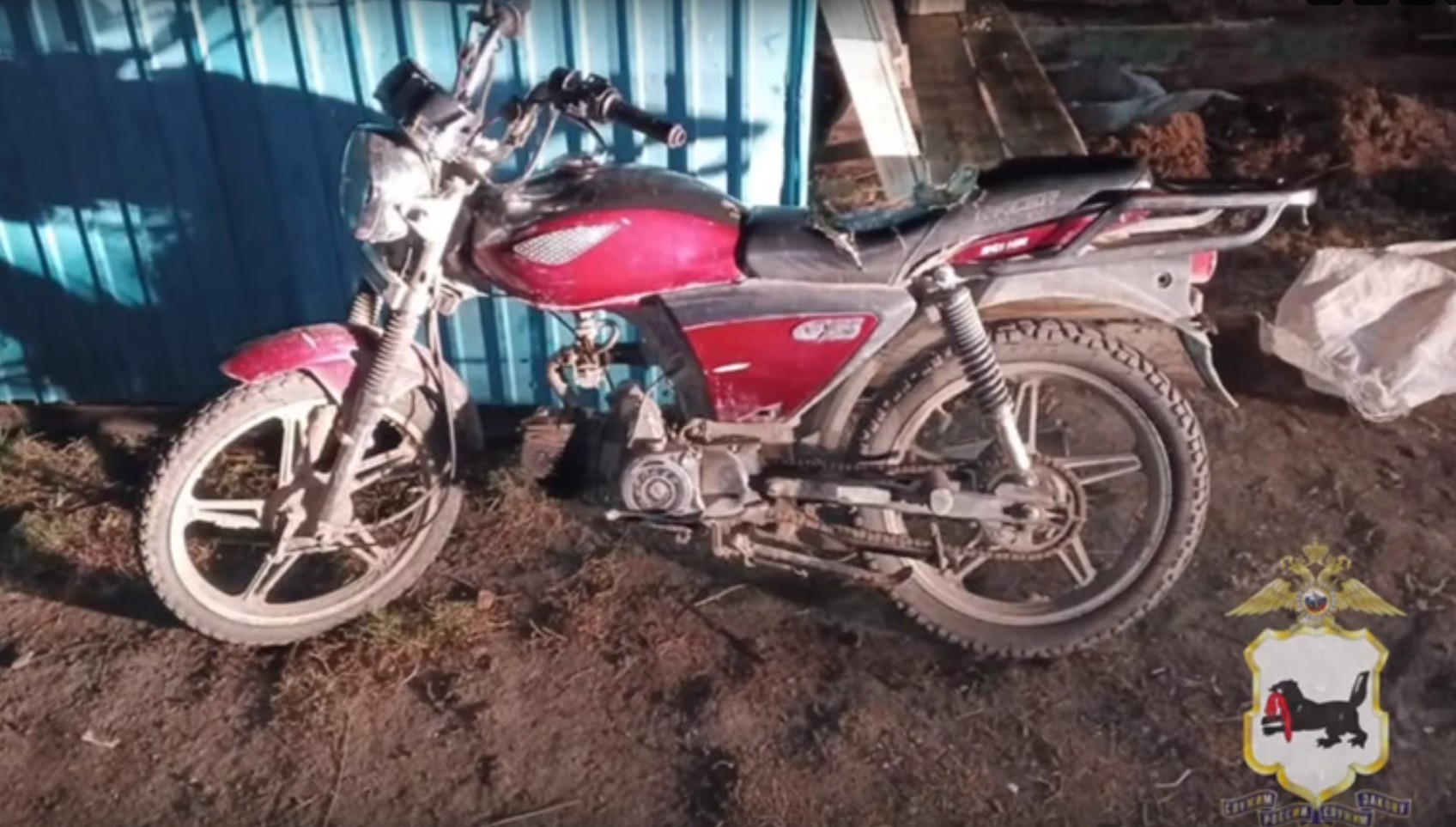 Нога школьника попала в спицы заднего колеса мотоцикла в Приангарье. Ребенок в больнице