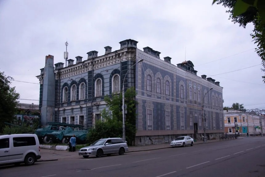 Объявлен тендер на проект ремонта Дома офицеров в Иркутске
