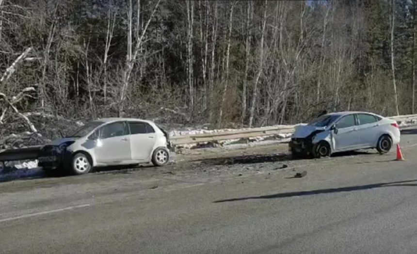 Odin Chelovek Pogib I Dvoe Postradali V Stolknovenii Dvuh Avto U Podkamennoy 31 Yanvarya