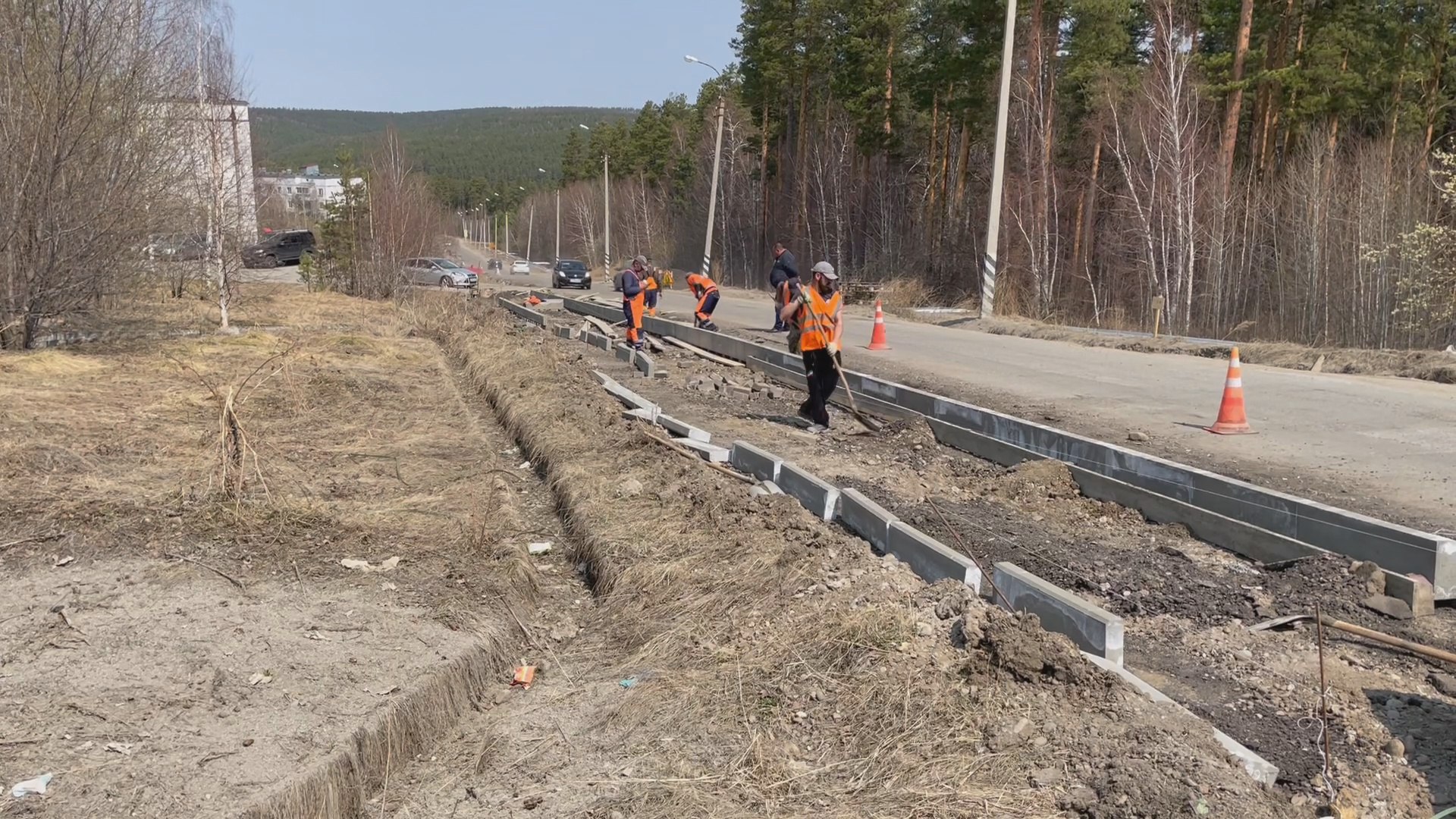 Окружную дорогу микрорайона Зеленый ремонтируют в Иркутске