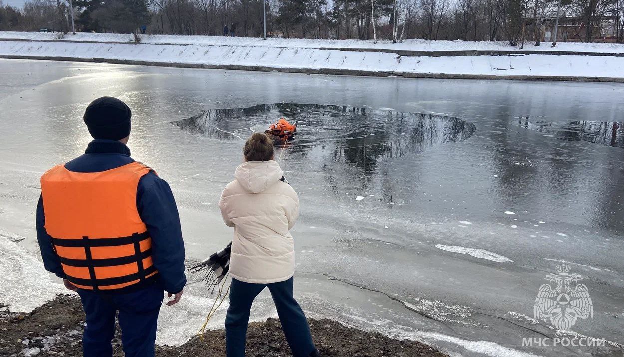 Открытый урок по спасению людей из-подо льда проведут в Иркутске 16 ноября