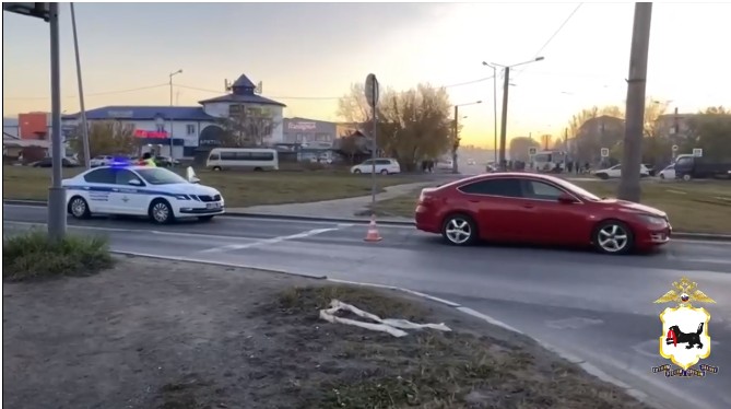Перебегал дорогу: в Усолье-Сибирском подросток угодил под колеса иномарки