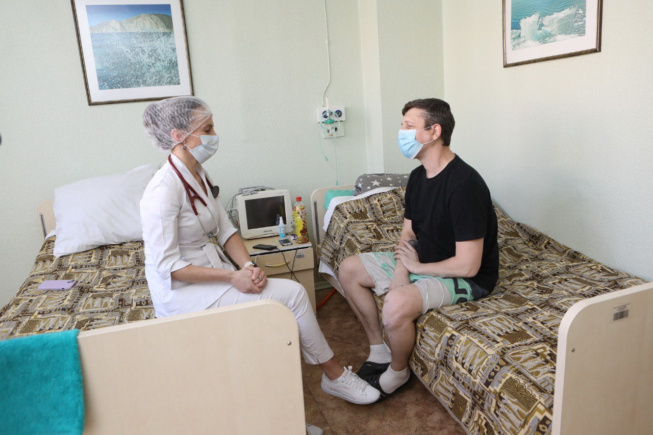 Первого пациента, которому пересадили сердце в Иркутске, выписали из больницы