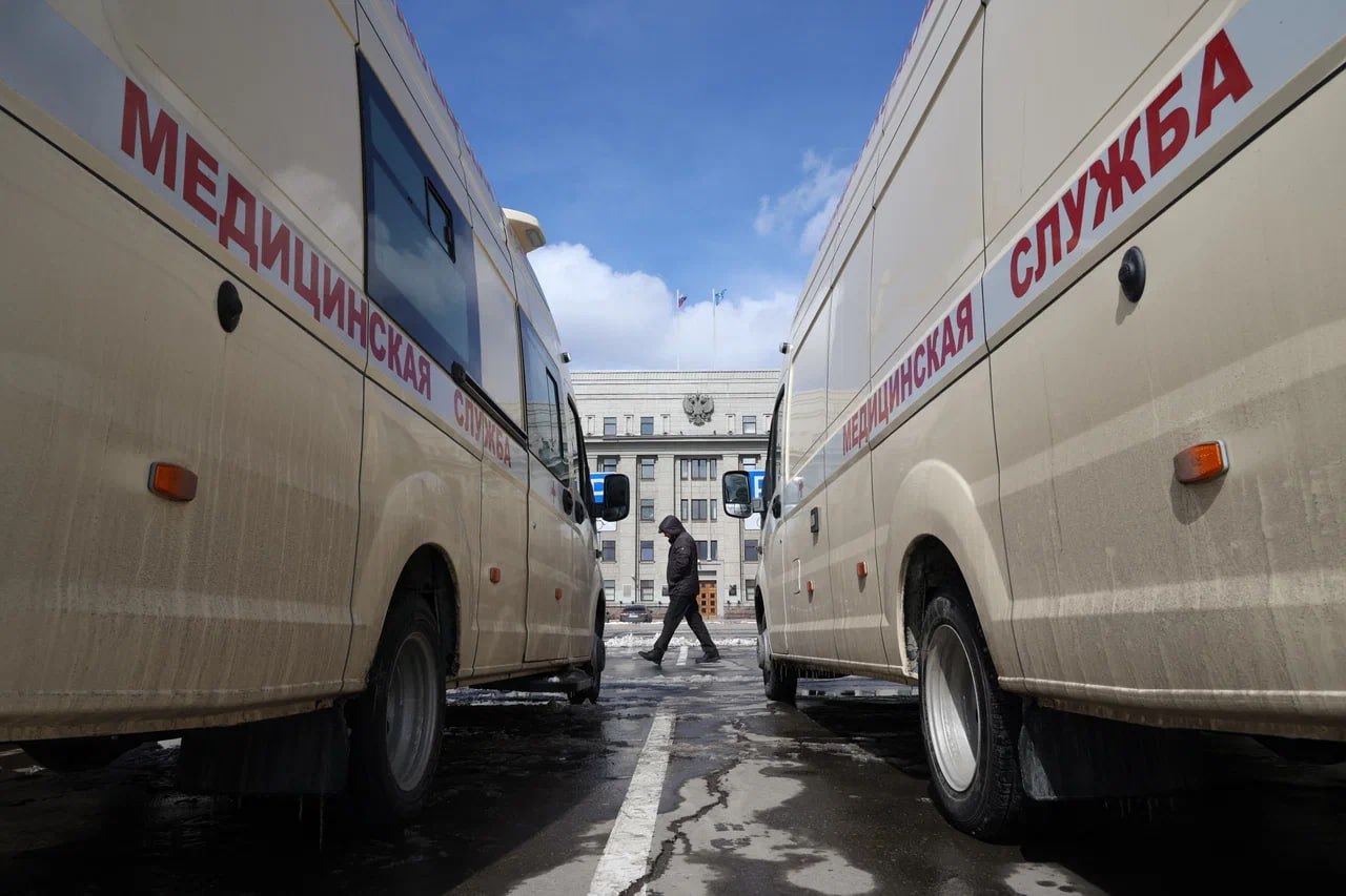 16 больниц Иркутской области получили новые автомобили 5 апреля