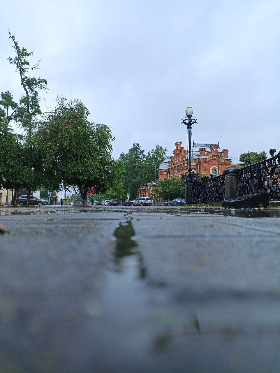 Иркутск дождь. Дождь в городе фото. Иркутск сейчас. Иркутск сегодня. Три дождя иркутск
