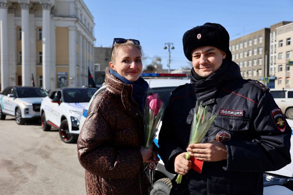ГИБДД организовало "цветочный патруль" в Иркутске