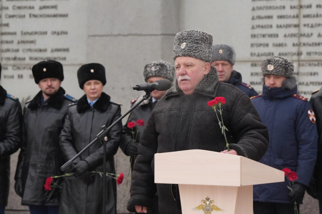 Торжественный митинг, посвященный памяти Афанасия Белобородова, прошел в Иркутске