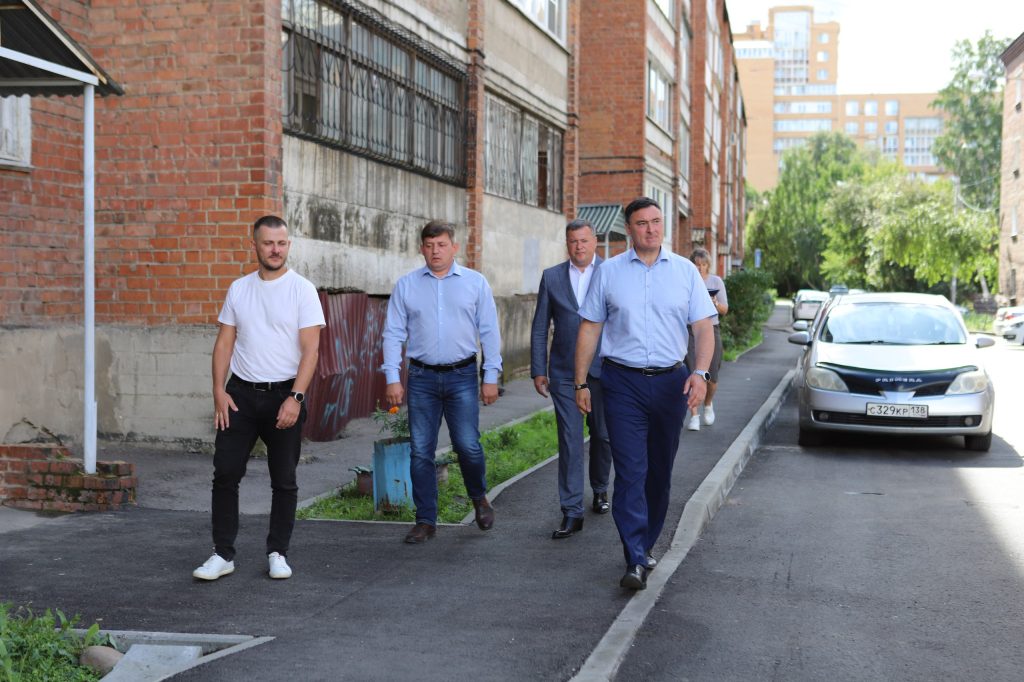 В Октябрьском округе Иркутска этим летом ремонтируют 47 дворов