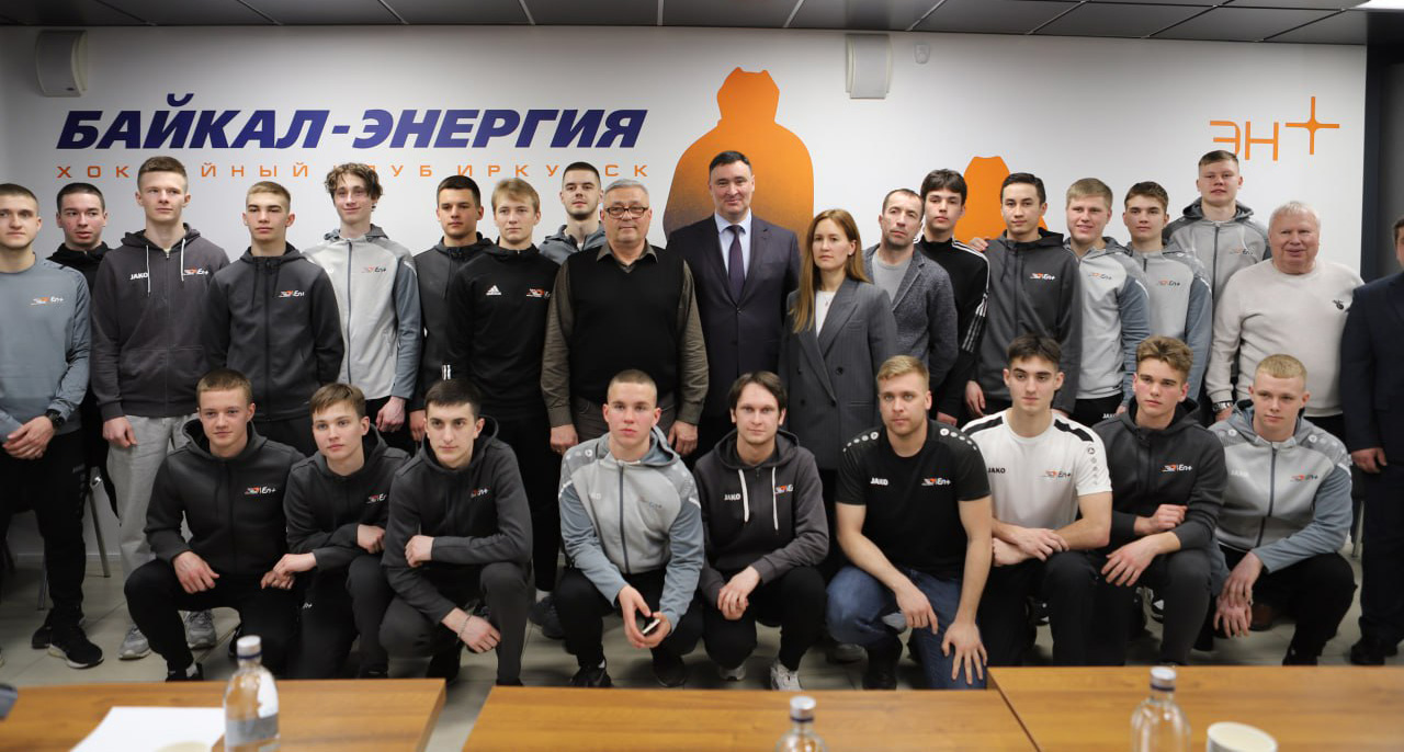 Мэр Иркутска встретился с игроками «Байкал-Энергии»