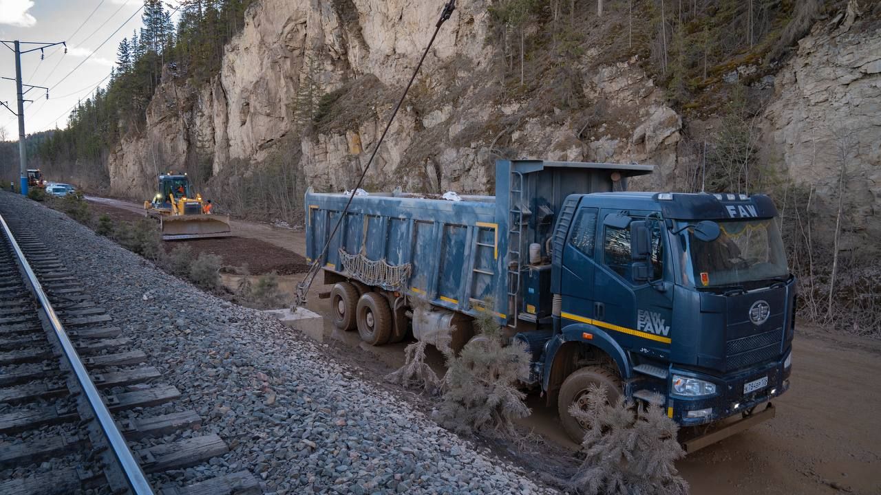 Подтопленную дорогу Усть-Кут – Уоян восстановили - Иркутск Сегодня