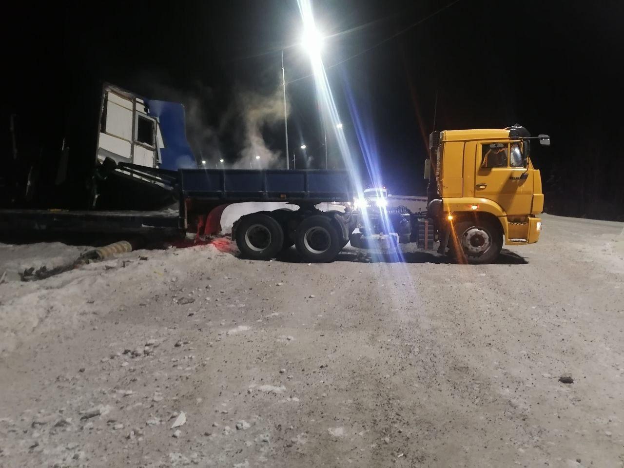 Поезд сбил автомобиль в Усть-Куте