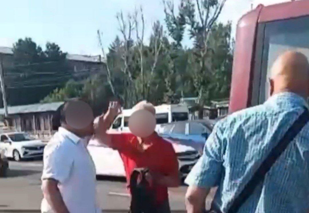 Полиция Иркутска ищет свидетелей конфликта в маршрутке, произошедшего 7 июля