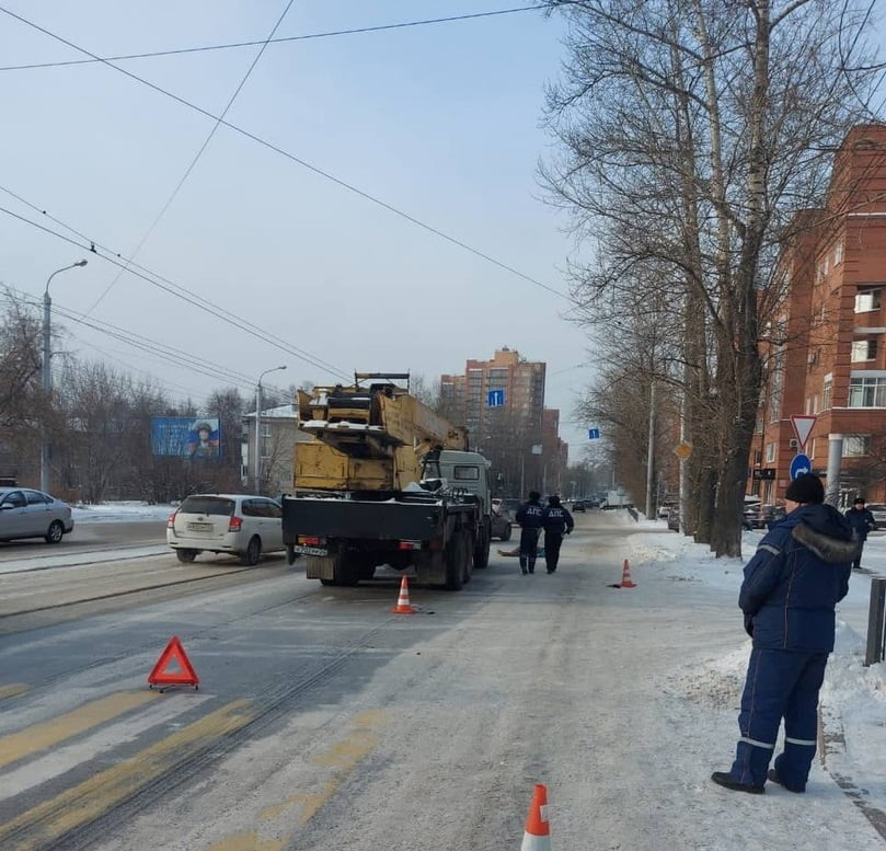 Полиция Иркутска устанавливает личность погибшего в ДТП пешехода