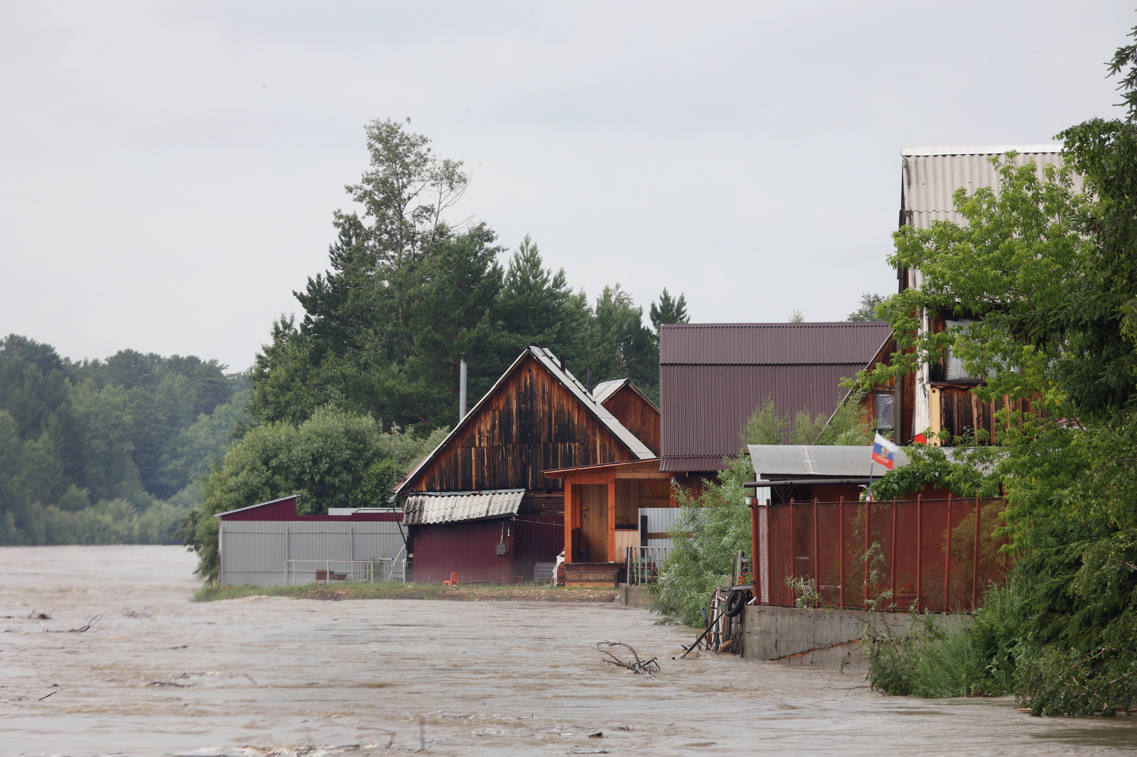 Пострадавшие от паводка в Казачинско-Ленском районе получили выплаты