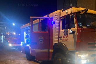 Пожар произошел в пятиэтажке в Братске в ночь на 8 апреля