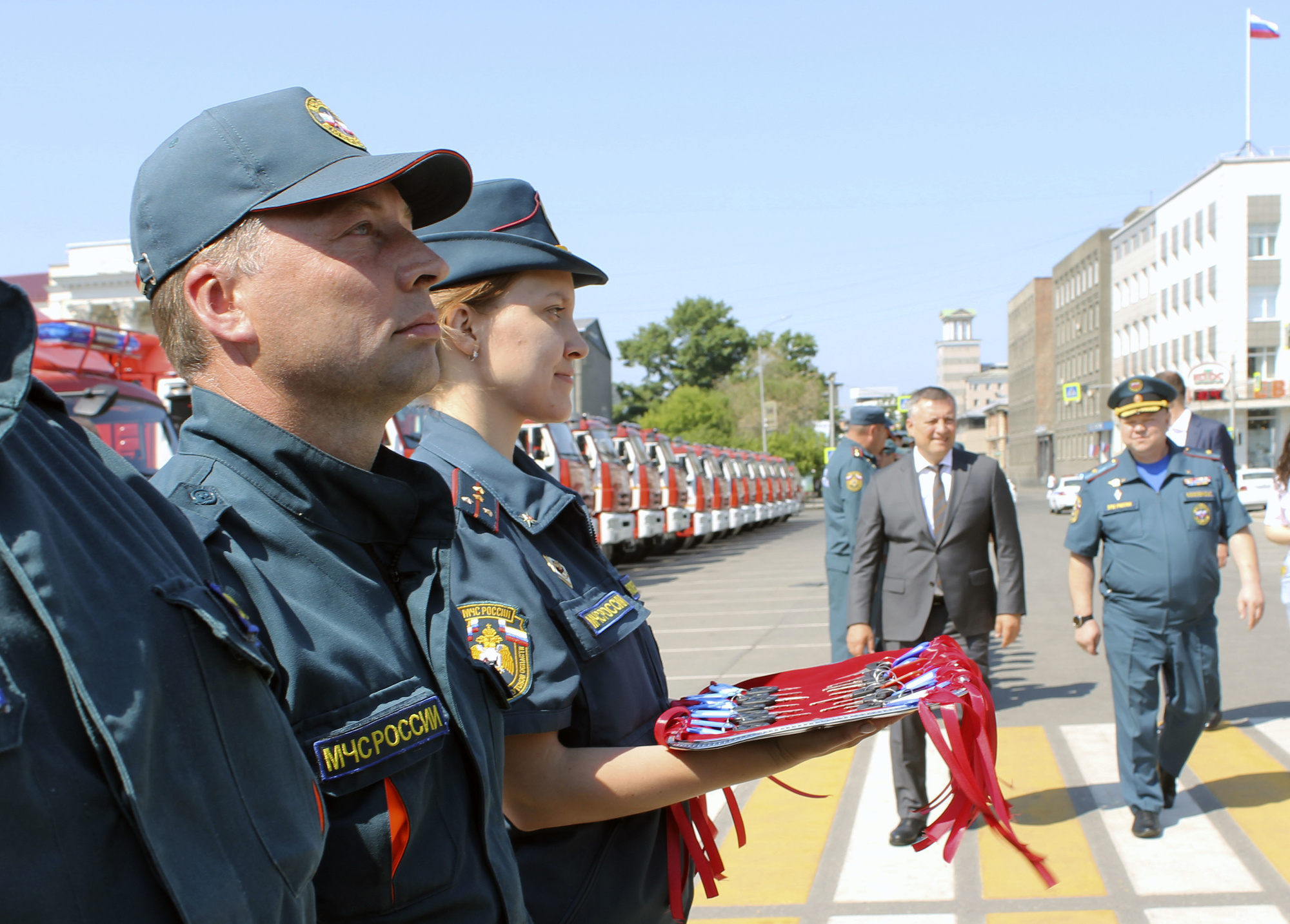 Пожарные Иркутской области получили ключи от 34 новых автомобилей
