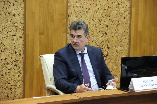 Замгенпрокурора России поставил задачи по защите прав сирот, многодетных и участников СВО в Иркутской области