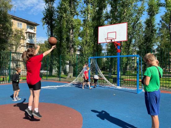 С начала лета для жителей Ленинского округа Иркутска проводят оздоровительные мероприятия