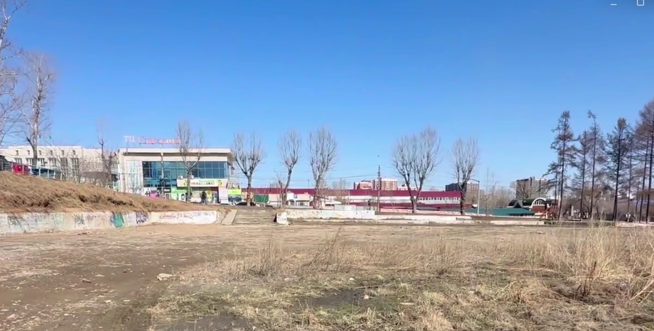 В Иркутске подготовили участок под детскую поликлинику на месте снесенного кинотеатра "Чайка"