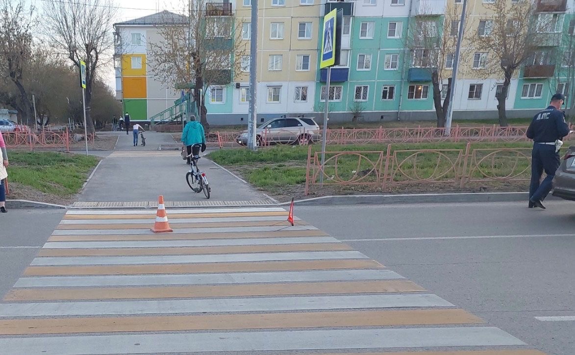 "Solaris" сбил двух девочек на велосипеде в Усолье-Сибирском