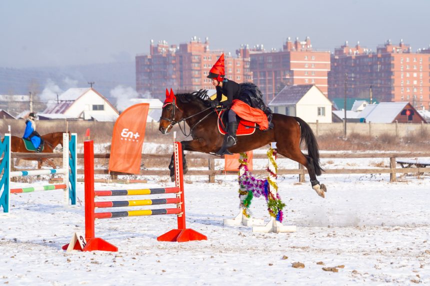 Соревнования по конкуру прошли в Иркутске