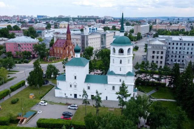 В Иркутске отремонтировали колокольню Спасской церкви