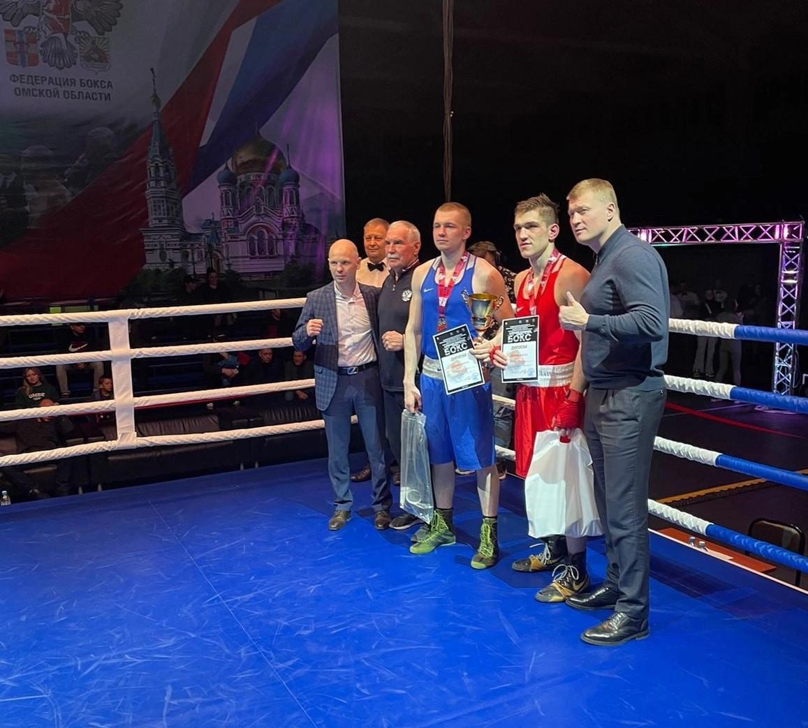 Спортсмены Приангарья взяли золото и бронзу на всероссийских соревнованиях по боксу имени Алексея Тищенко