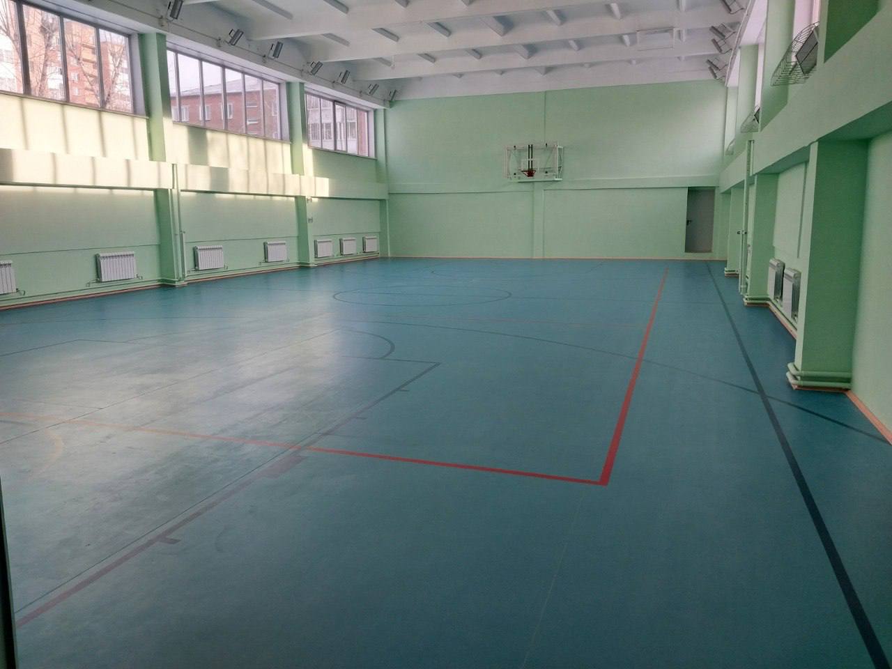 Спортзал отремонтировали в гимназии №44 в Иркутске