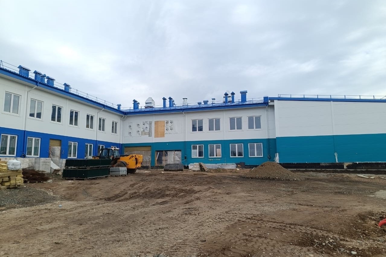 Строительство школы в деревне Евдокимова Тулунского района планируют завершить к концу года