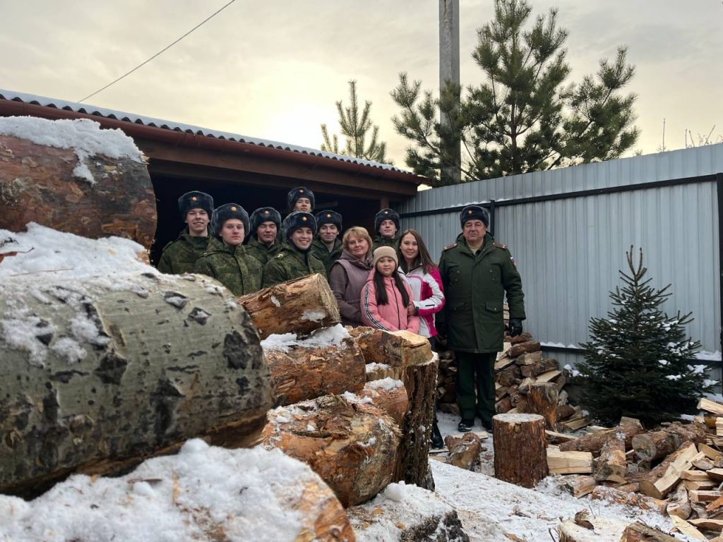 Студенты из Иркутского госуниверситета помогают семьям участников СВО
