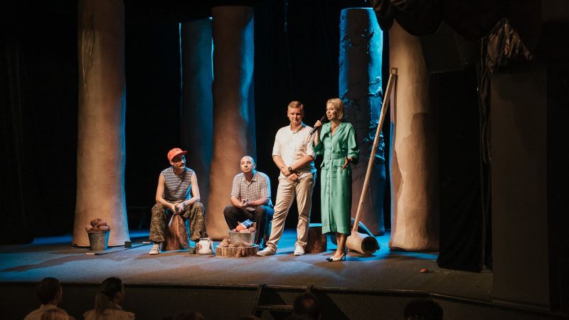 Театр кукол «Аистенок» в Иркутске откроет сезон спектаклем «Праздник шишки»