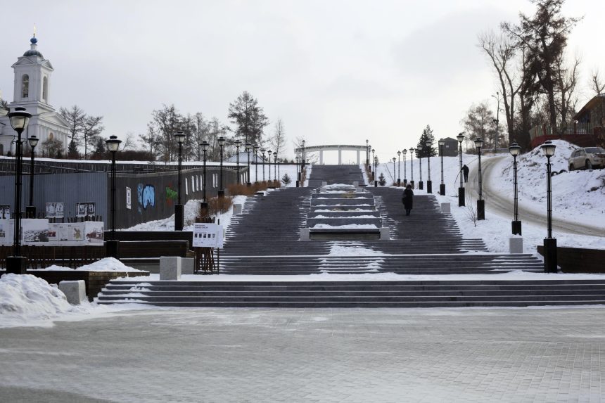 Температура в Иркутске в январе была на 5 градусов выше нормы