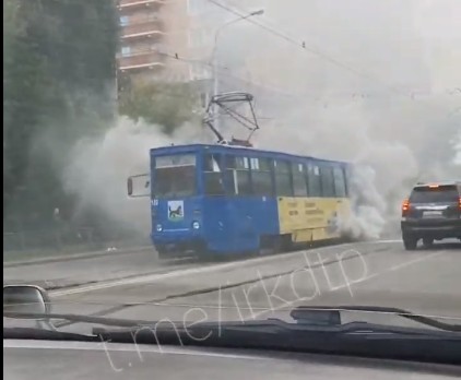 Трамвай загорелся в Иркутске утром 13 сентября