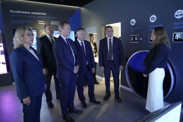 Игорь Кобзев с сенаторам РФ посетили офис «Транснефть – Восток» в Братске