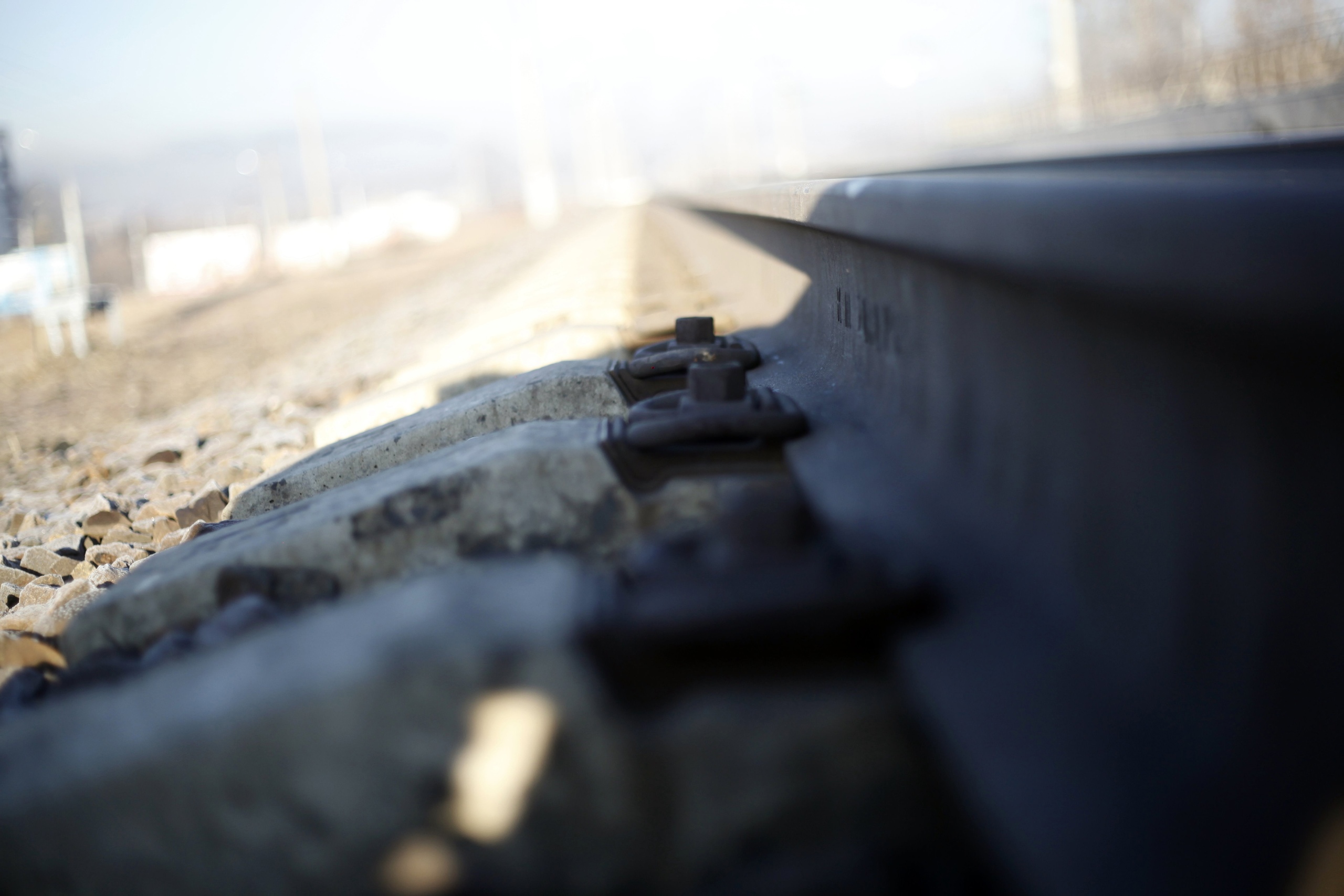 Три человека погибли в столкновении грузовика и пассажирского поезда в Иркутской области
