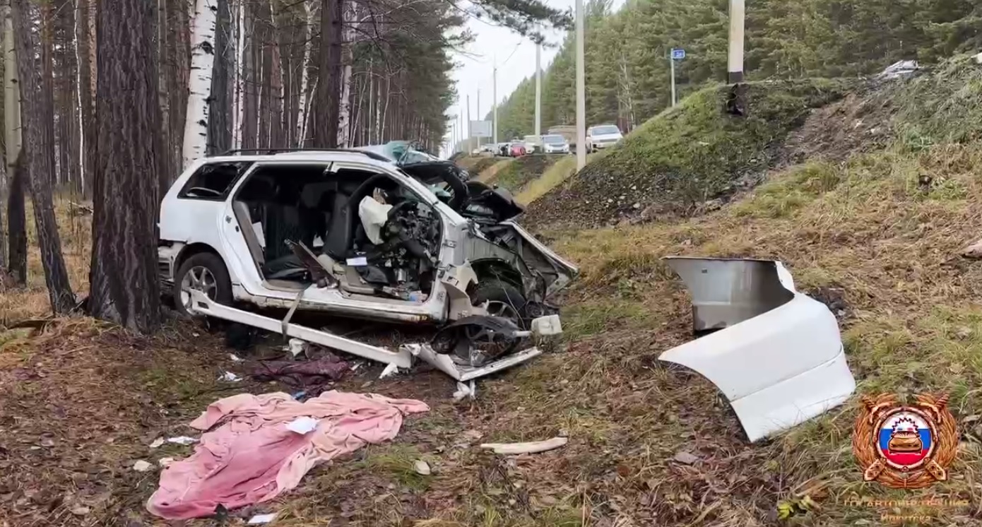 Трое погибших в автоаварии на Байкальском тракте были туристами и ехали в аэропорт