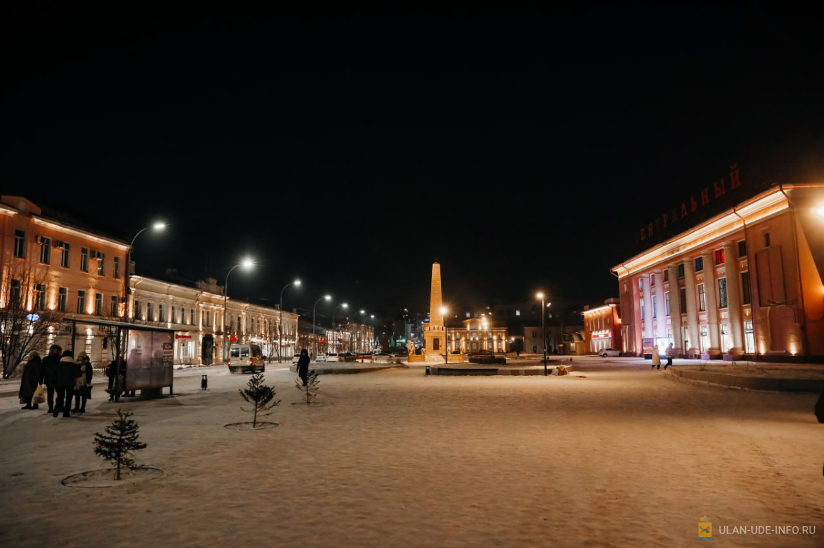 Ulan Ude Vsled Za Irkutskom Ukrasili Arhitekturnoy Podsvetkoy