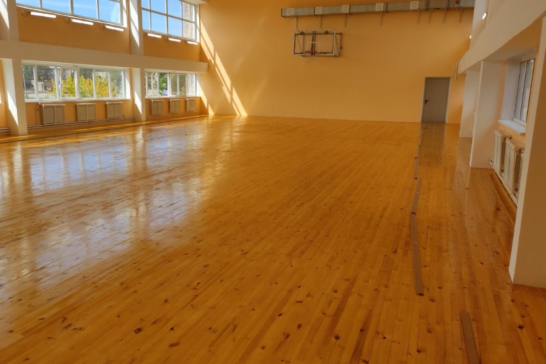 В 18-ти сельских школах Иркутской области в этом году обновят спортзалы