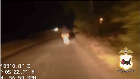В Черемхово полицейские поймали пьяную 16-летнюю девушку за рулем мотоцикла